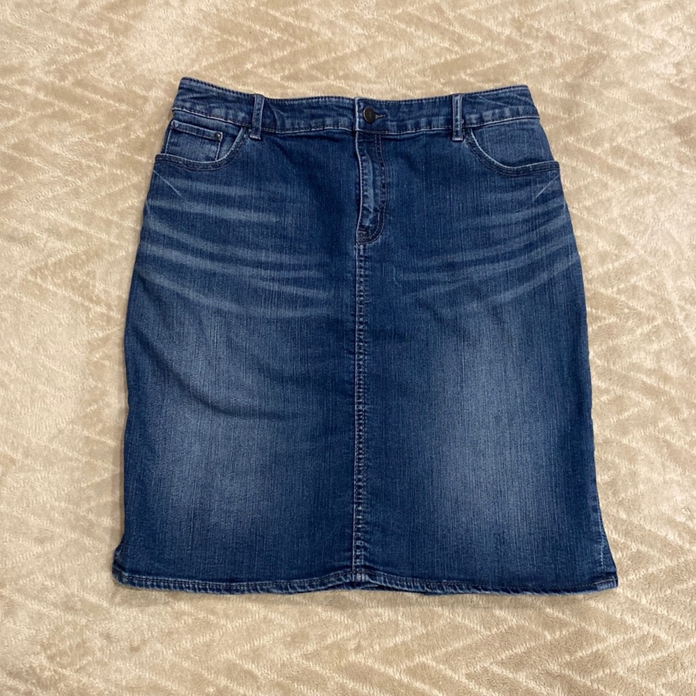 Pilcro and the Letterpress Women’s Jean skirt size 28